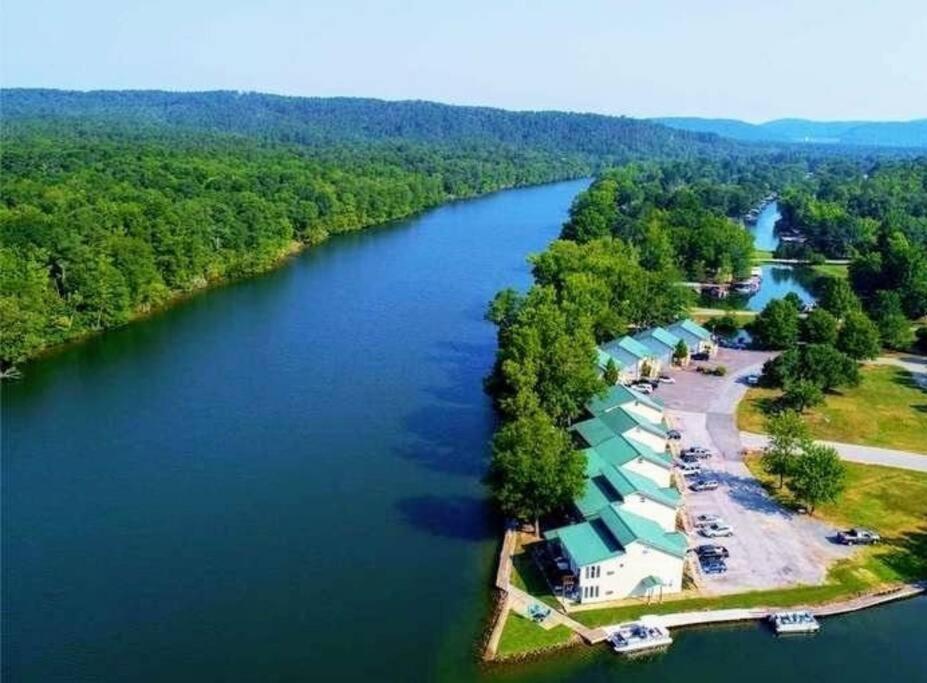 Perfect Lake Retreat ฮอตสปริงส์ ภายนอก รูปภาพ